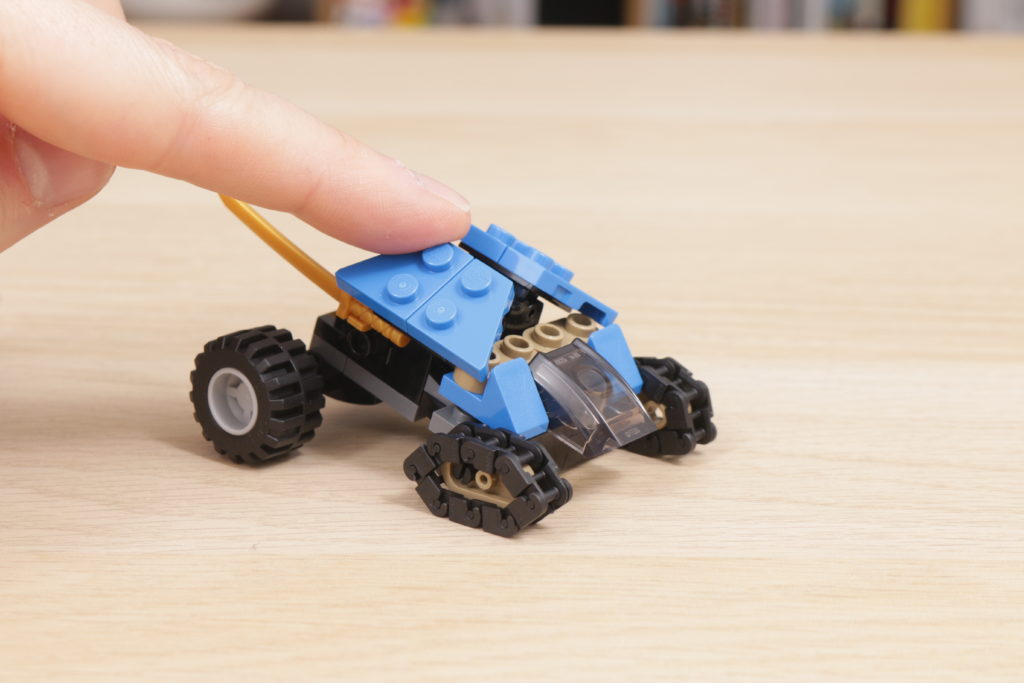LEGO NINJAGO 30592 Mini Thunder Raider gift with purchase review 4 1024x683