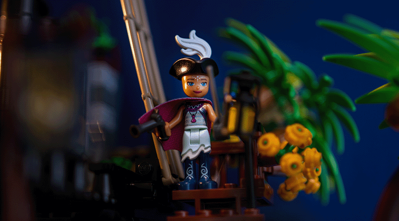 Brick Pic of the Day: Mini-doll pirate