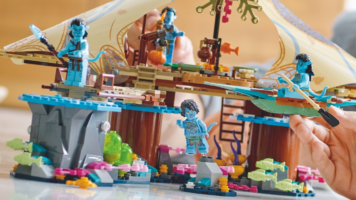 LEGO reveals its Avatar minifigures once looked very different, and very weird