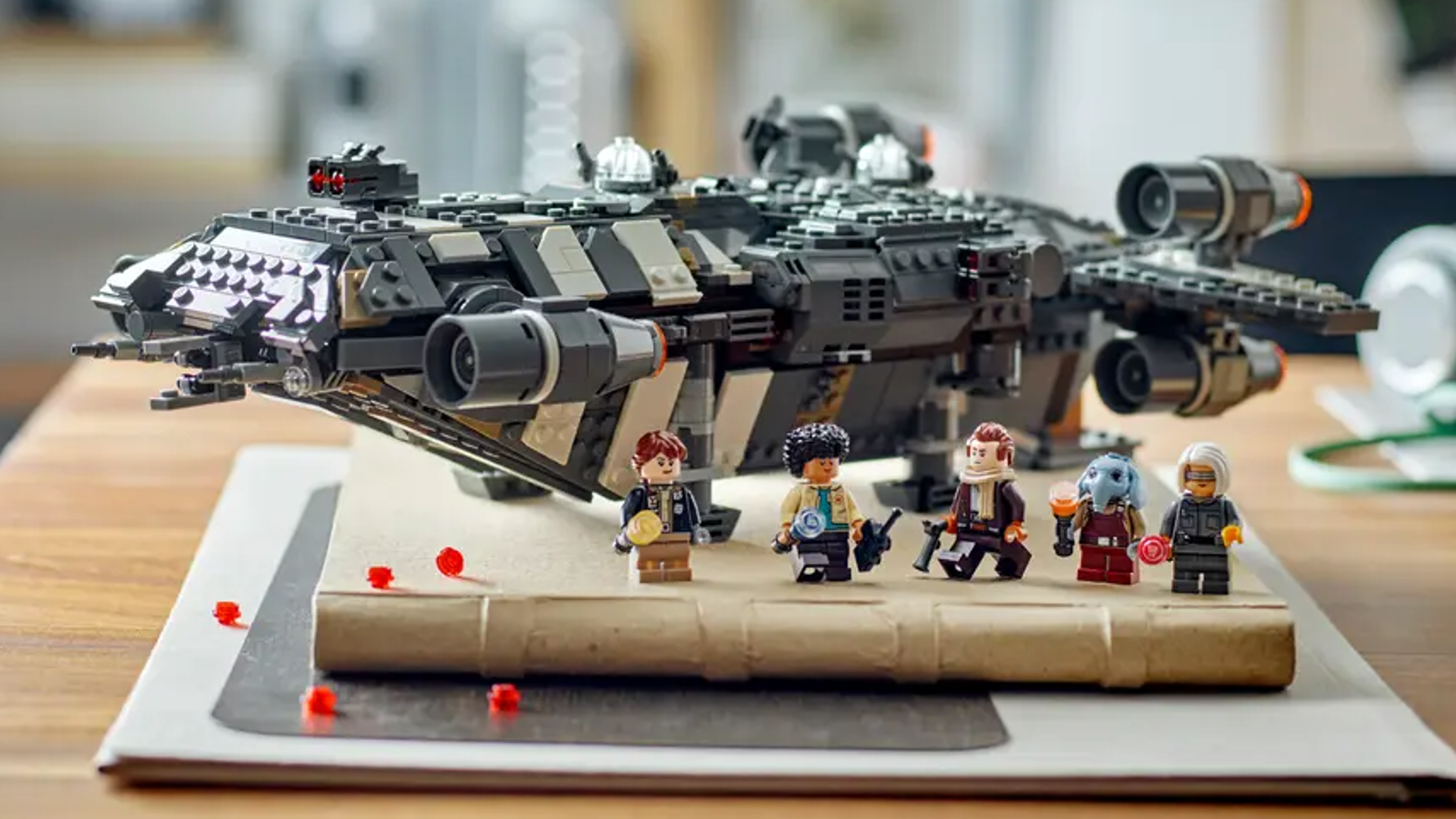 LEGO Star Wars 75374 The Onyx Cinder listing adds full image gallery