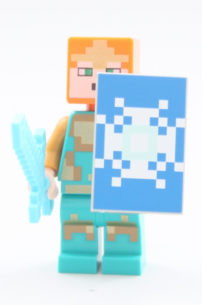 LEGO Minecraft 21186 The Ice Castle royal warrior 3 681x1024
