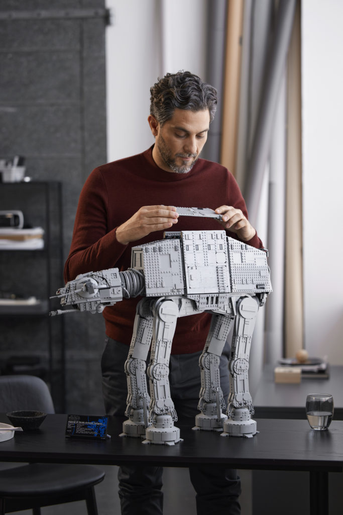 LEGO Star Wars 75313 AT AT 19