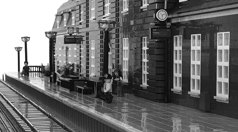 Brick Pic of the Day: Waiting for a train