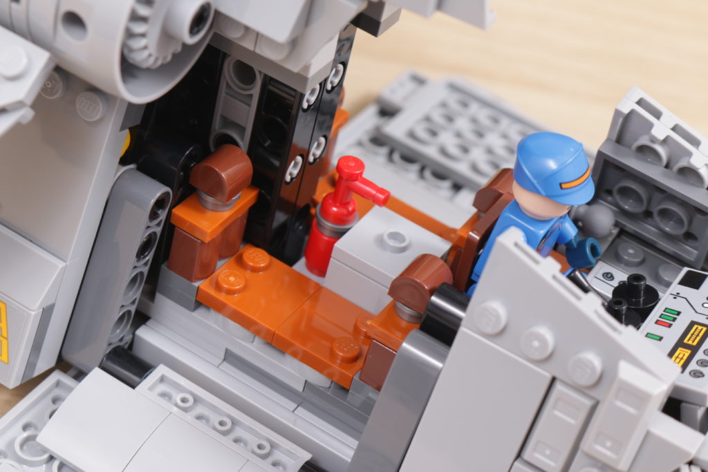 LEGO Star Wars 75338 Ambush on Ferrix review 12 1024x683