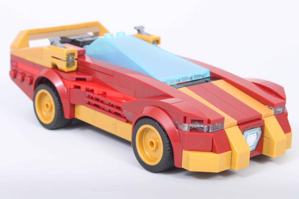 LEGO Marvel 76310 Iron Man Car Black Panther vs. Red Hulk review 1 1024x683