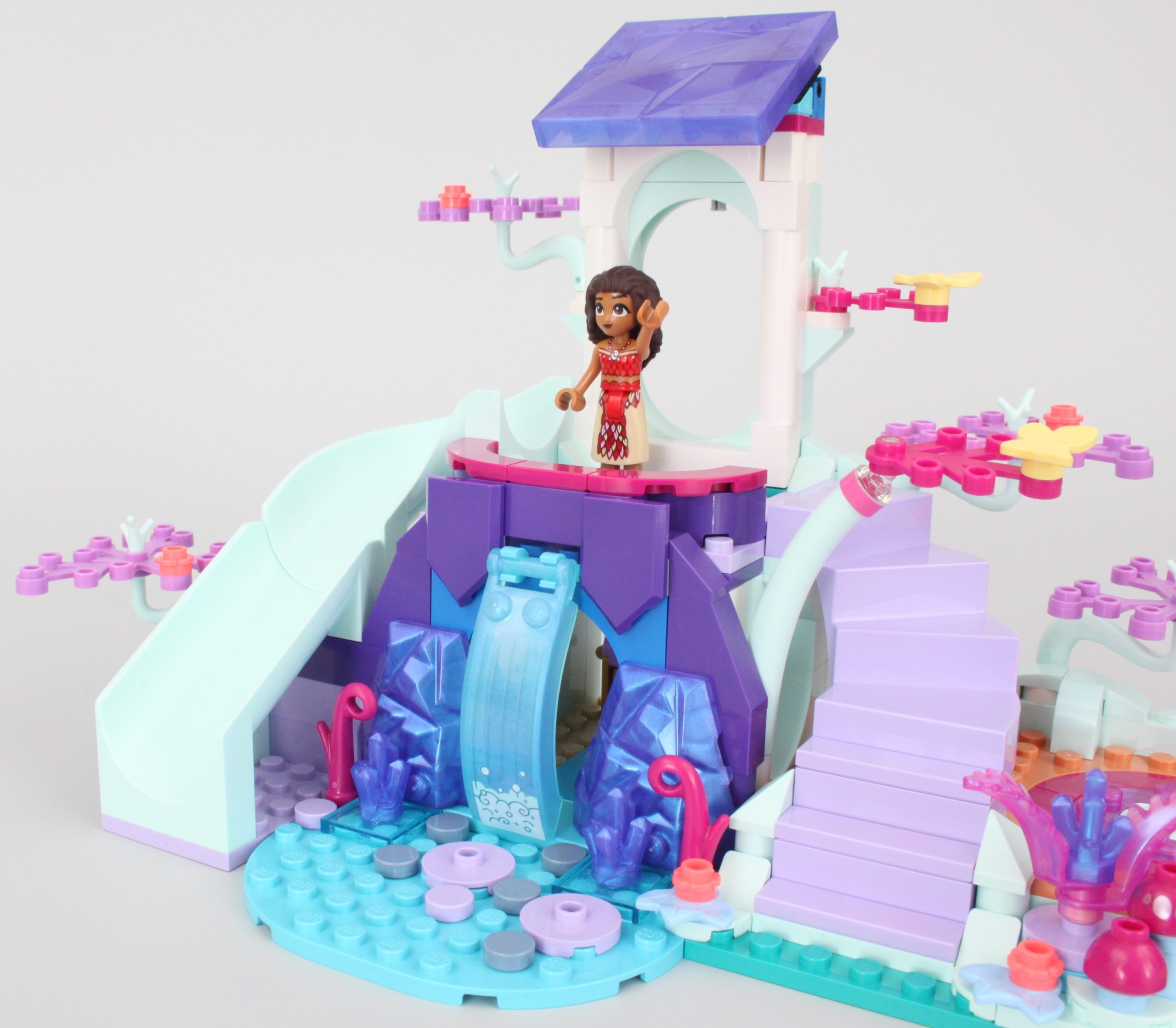 LEGO Disney 43215 The Enchanted Treehouse review 31 scaled