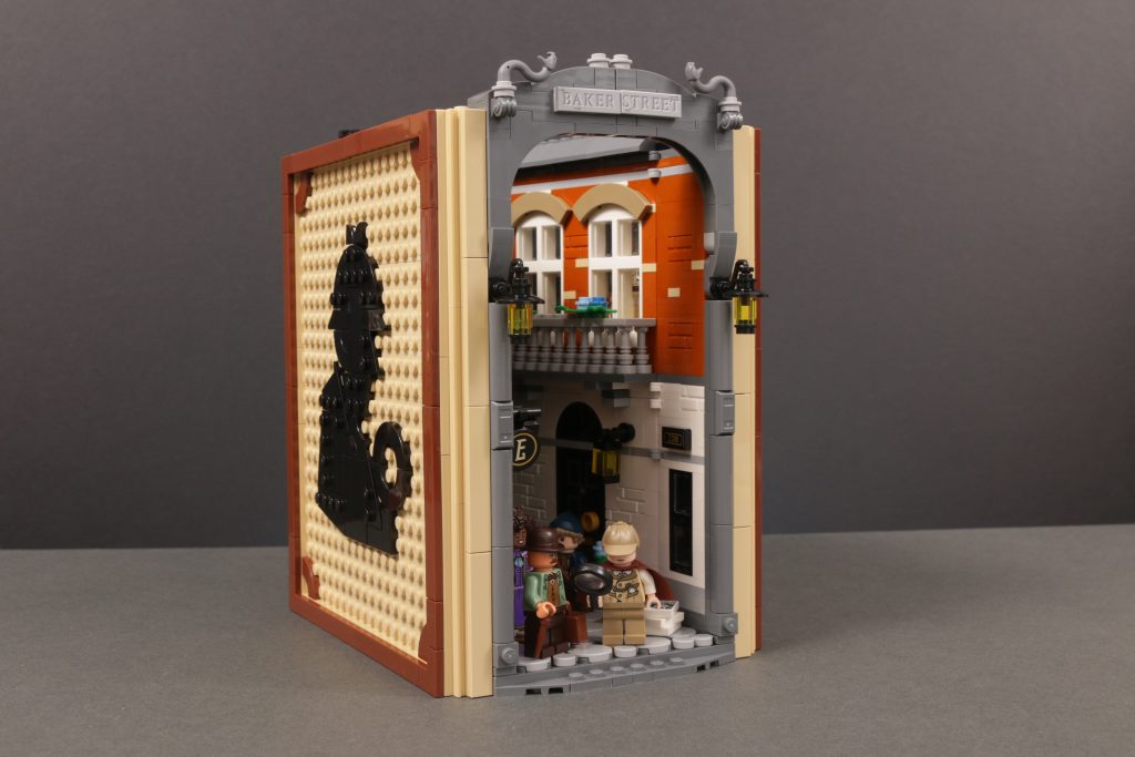 LEGO Icons 10351 Sherlock Holmes Book Nook review 2 1024x683