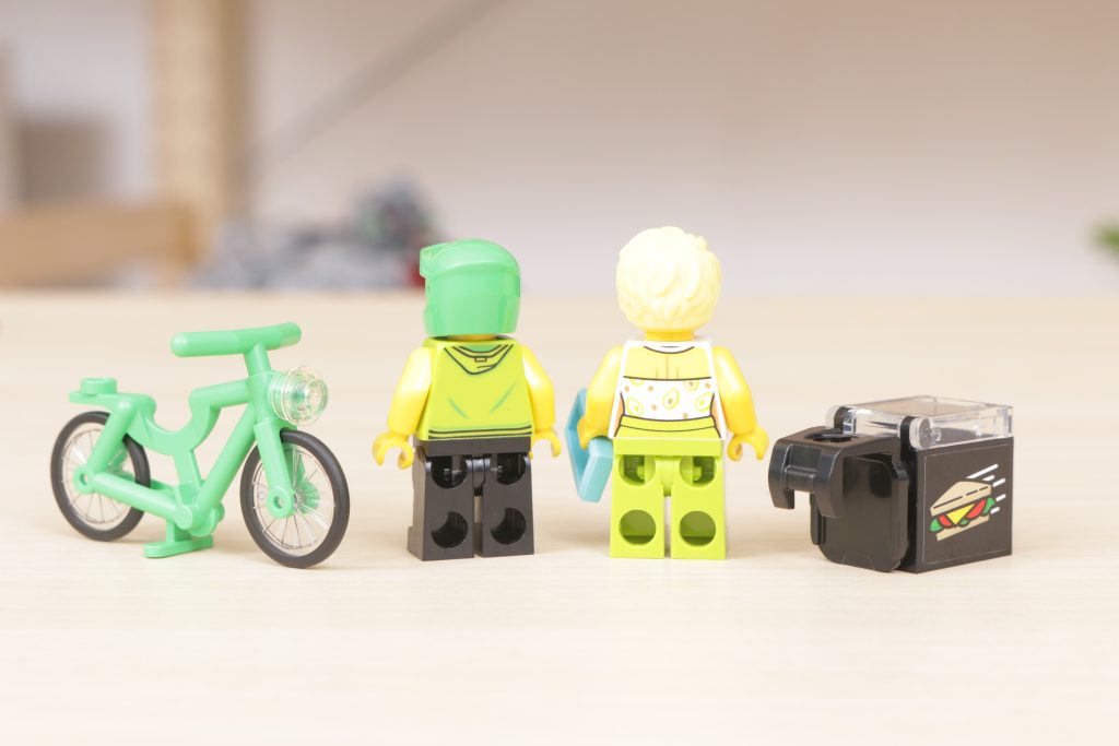LEGO CITY 40578 Sandwich Shop gift with purchase review 11 1024x683