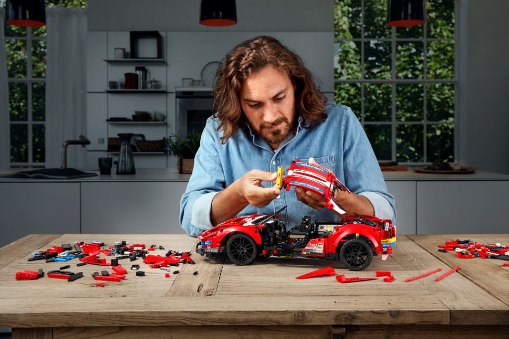 LEGO Technic 42125 Ferrari 488 GTE AF CORSE 51 4