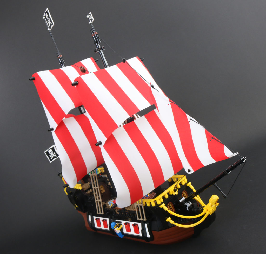 LEGO Ideas 21322 Pirates of Barracuda Bay review 71