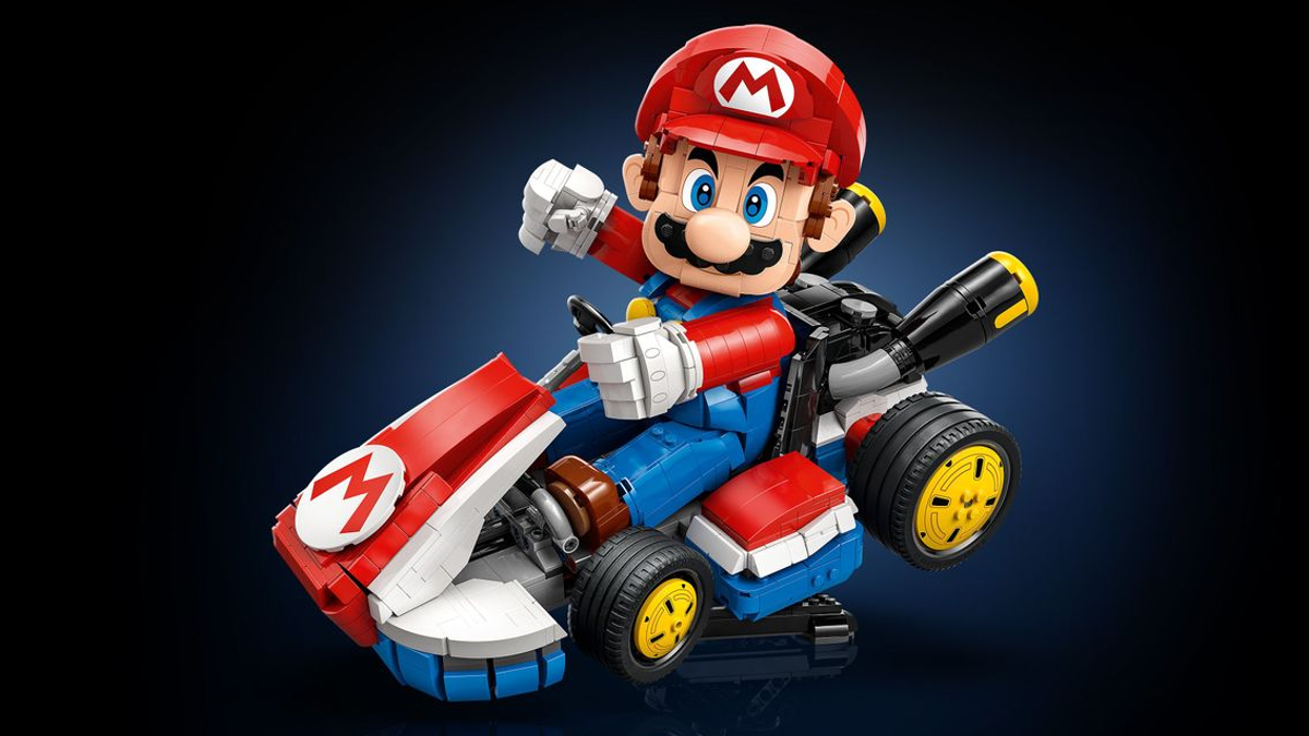 LEGO 72037 Mario & Standard Kart should have been a 2-in-1 set