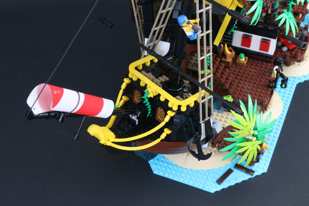 LEGO Ideas 21322 Pirates of Barracuda Bay review 17