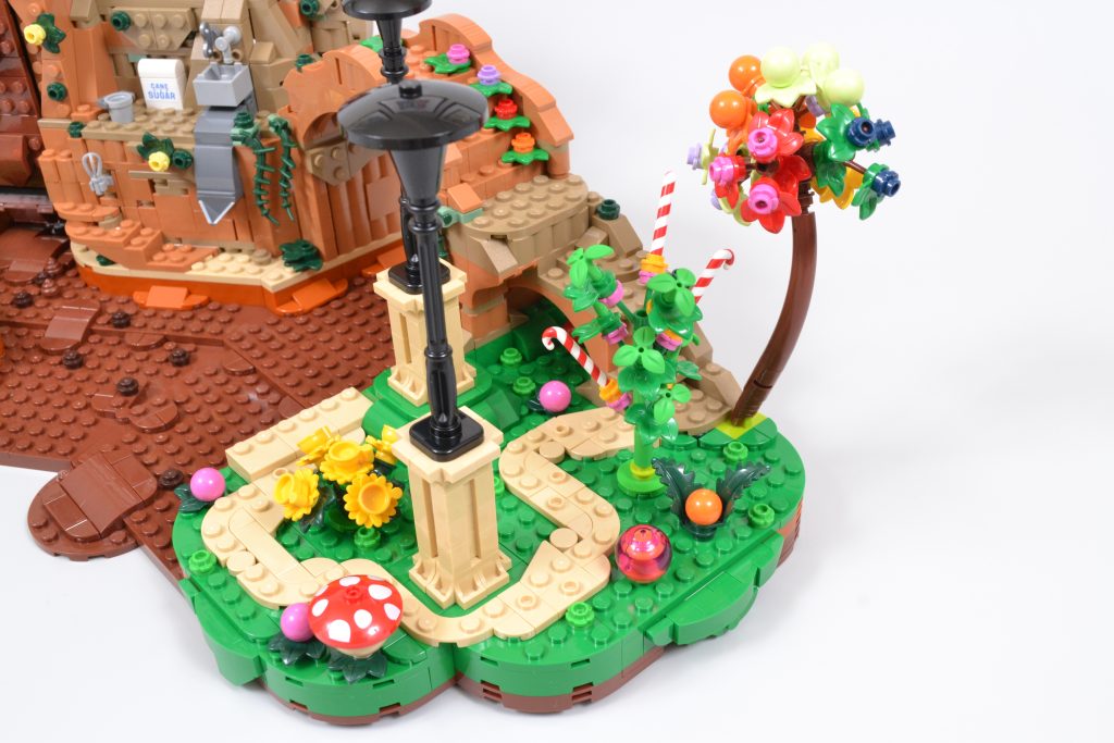 LEGO Ideas 21360 Willy Wonka the Chocolate Factory 22 1024x683