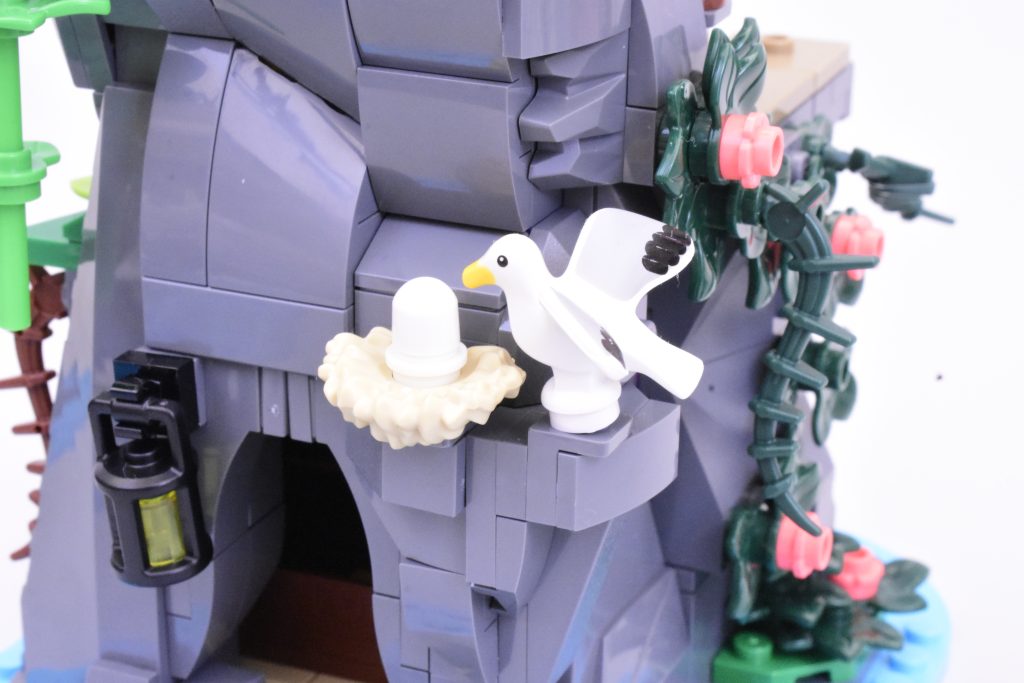 LEGO BrickLink Designer Program 910038 Ominous Isle review 42 1024x683