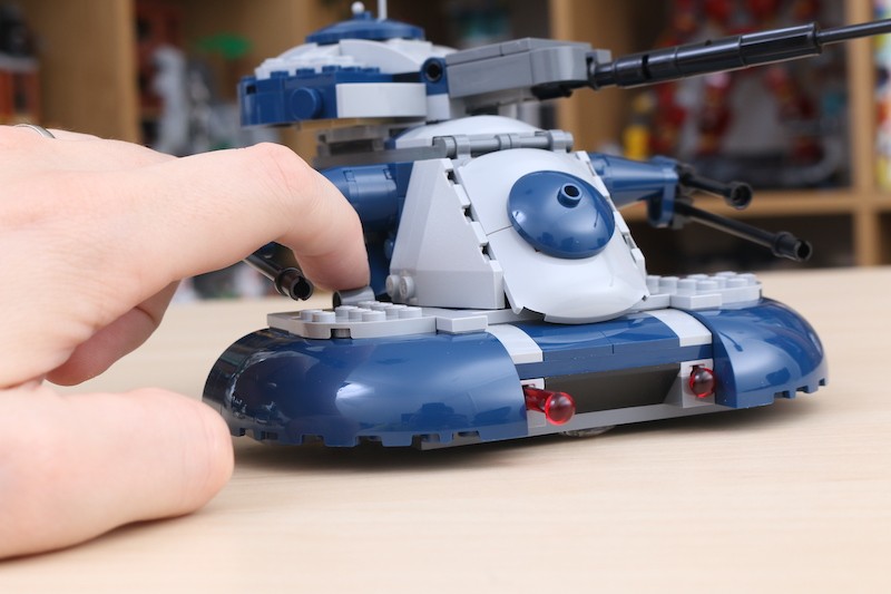 LEGO Star Wars 75283 Armored Assault Tank review 7