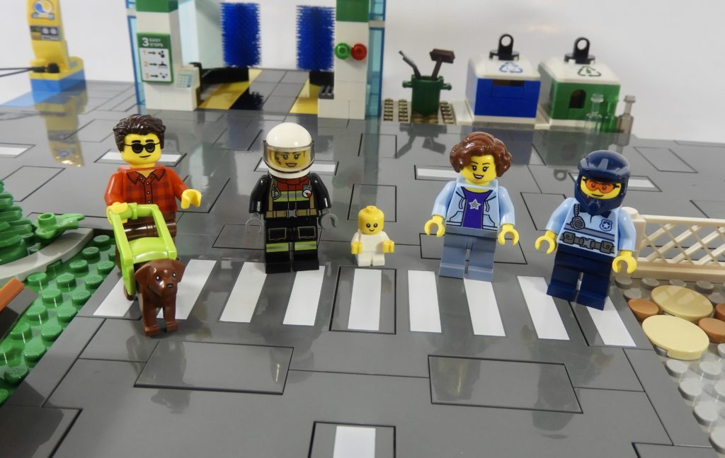 LEGO CITY 60292 Town Center review 4