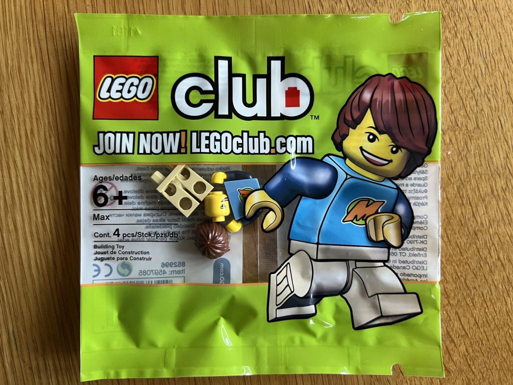 LEGO Magazine Max minifigure polybag 1024x768