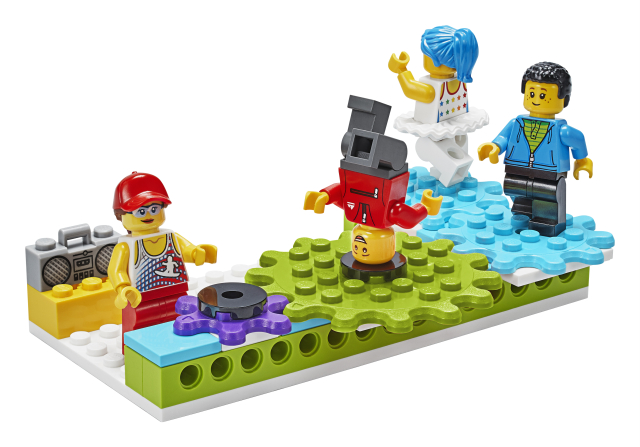 BricQ Motion Essential Minifigure 4