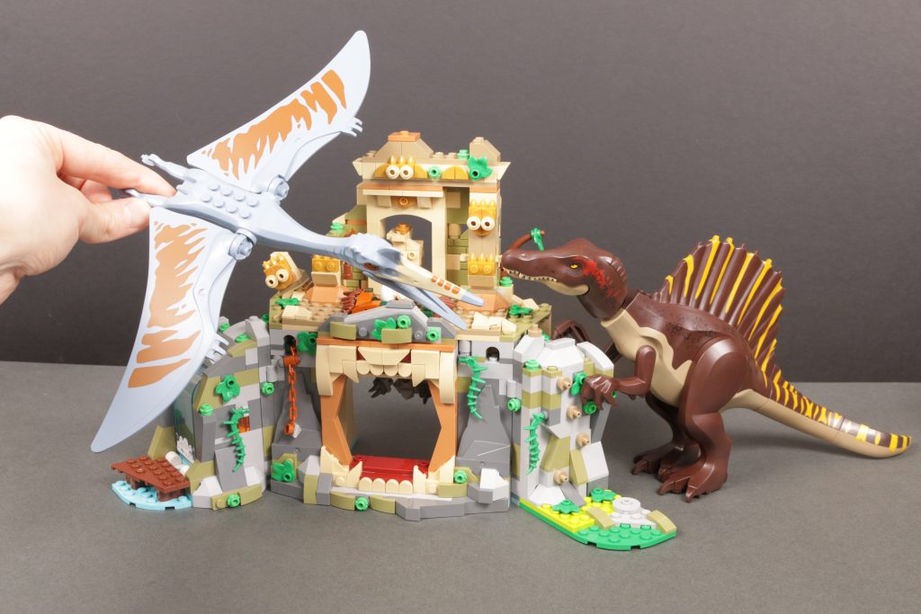LEGO Jurassic World 79676 Spinosaurus Quetzalcoatlus Air Mission review 13 1024x683
