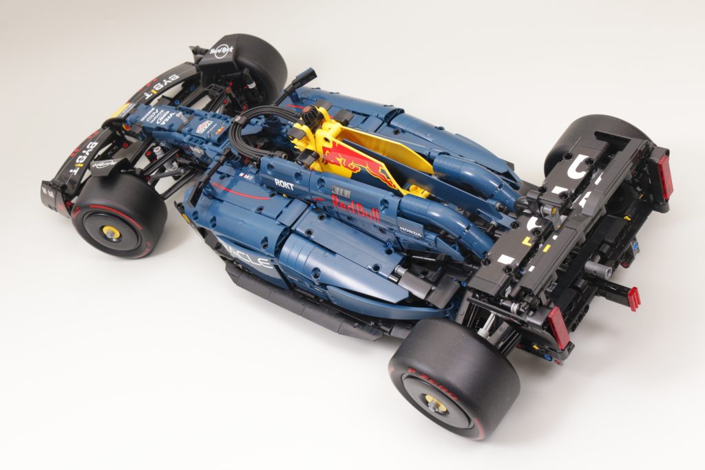 LEGO Technic 42206 Oracle Red Bull Racing RB20 F1 Car review 14 1024x683