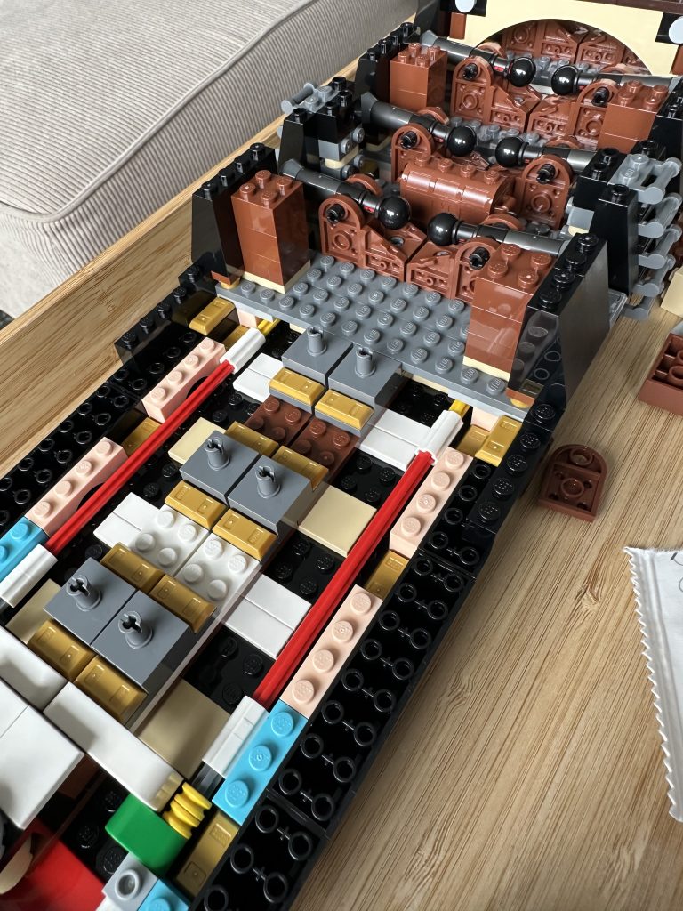 LEGO Icons 10365 Captain Jack Sparrows Pirate Ship review 82 768x1024