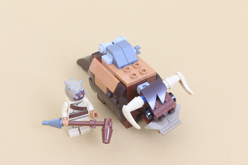 LEGO Star Wars Microfighters 75263 Resistance Y wing 75264 Kylo Ren’s Shuttle and 75265 T 16 Skyhopper vs Bantha review 40
