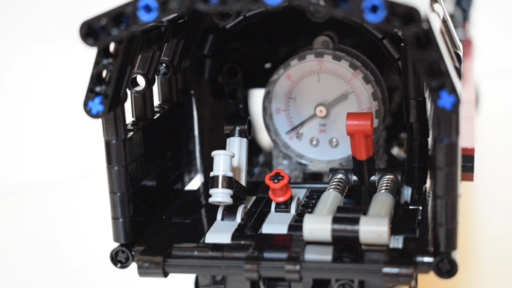 LEGO Ideas Pneumatic Steam Locomotive 4 1024x576