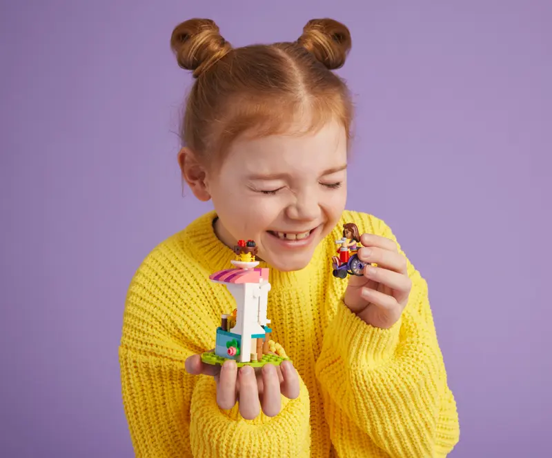 LEGO Friends 41753 Pancake Shop Lifestyle 2