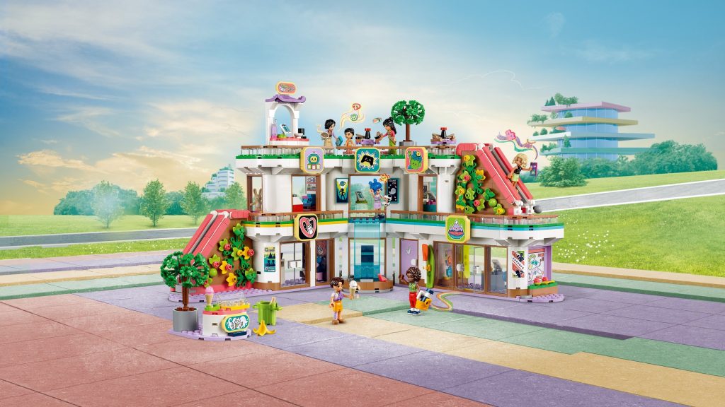 LEGO Friends 42604 Heartlake City Shopping Mall 1 1024x576