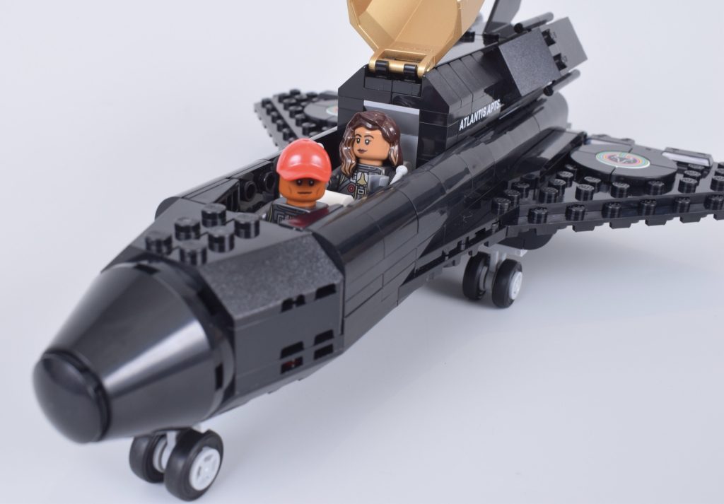 LEGO Icons 10391 Over the Moon with Pharrell Williams review 15 1024x713