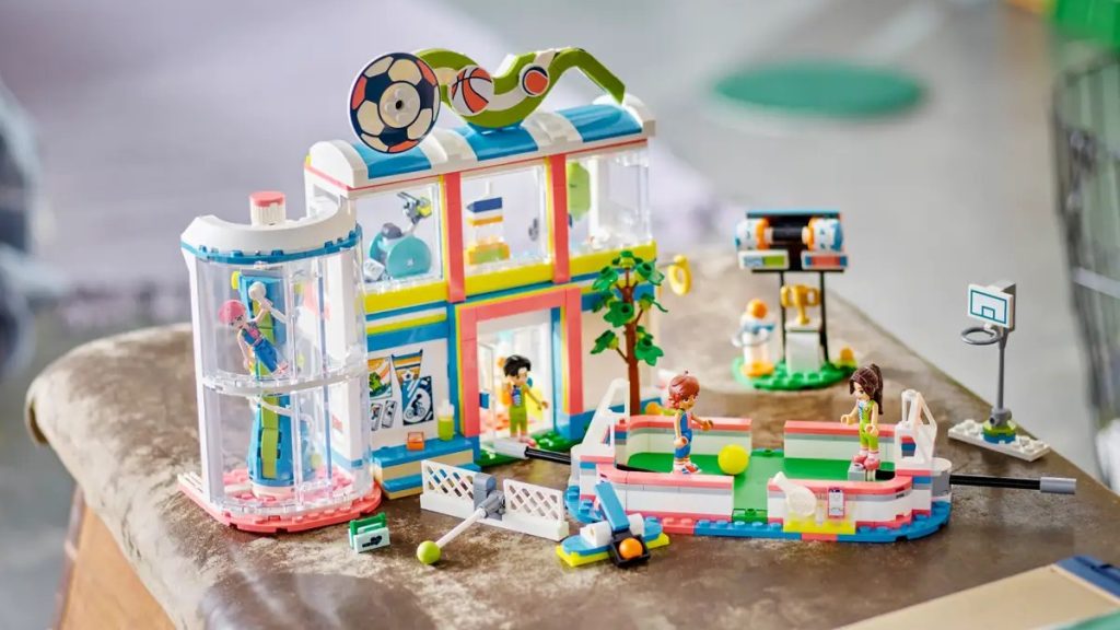 lego friends 41744 sports center lifestyle featured 1024x576
