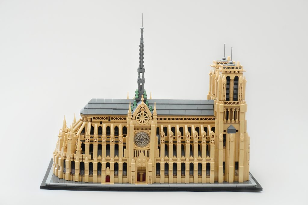LEGO Architecture 21061 Notre Dame de Paris review 52 1024x683