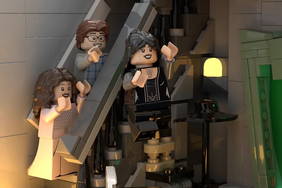 LEGO Ideas Beetlejuice Ghost House 7