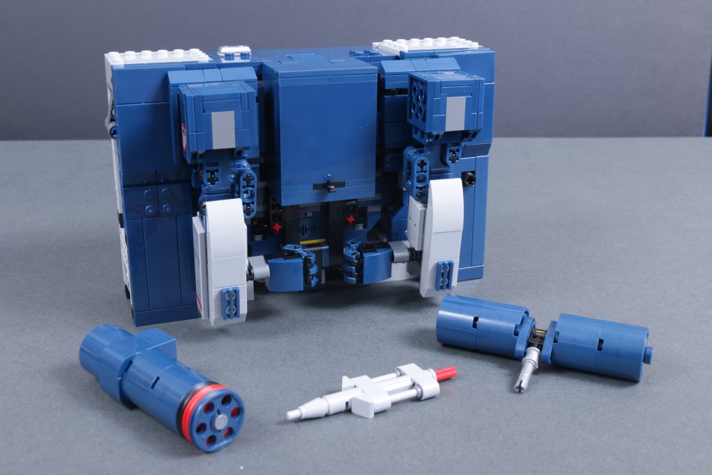 LEGO Icons Transformers 10358 Soundwave review 50 1024x683