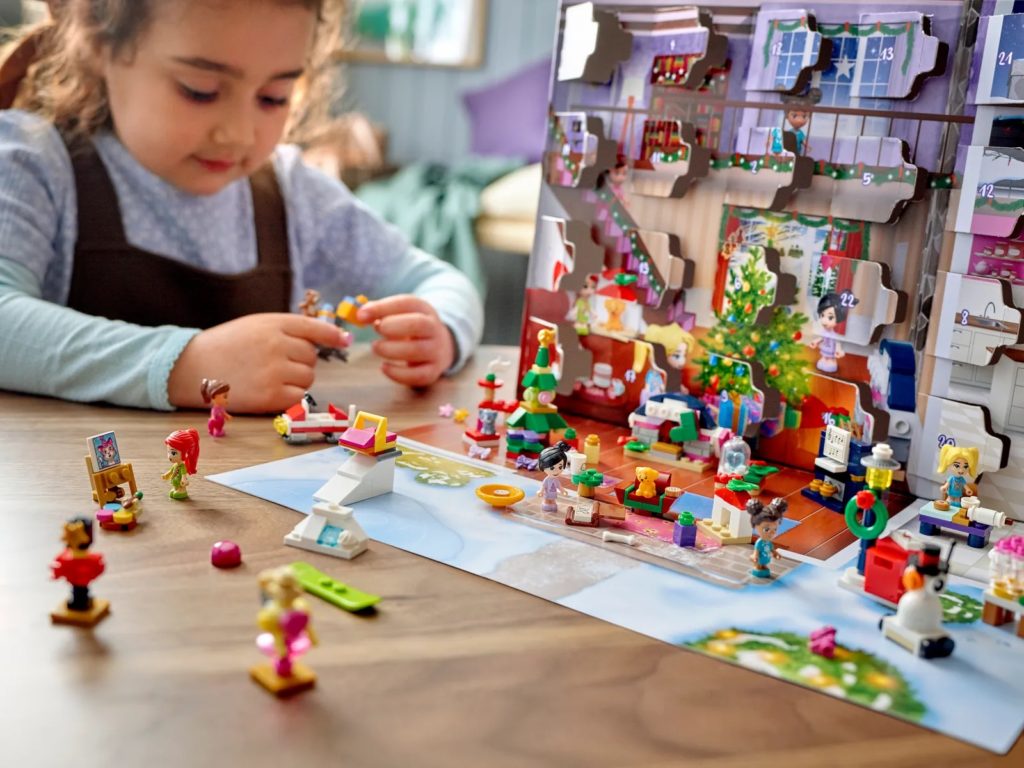 LEGO Friends 41690 Friends Advent Calendar 5