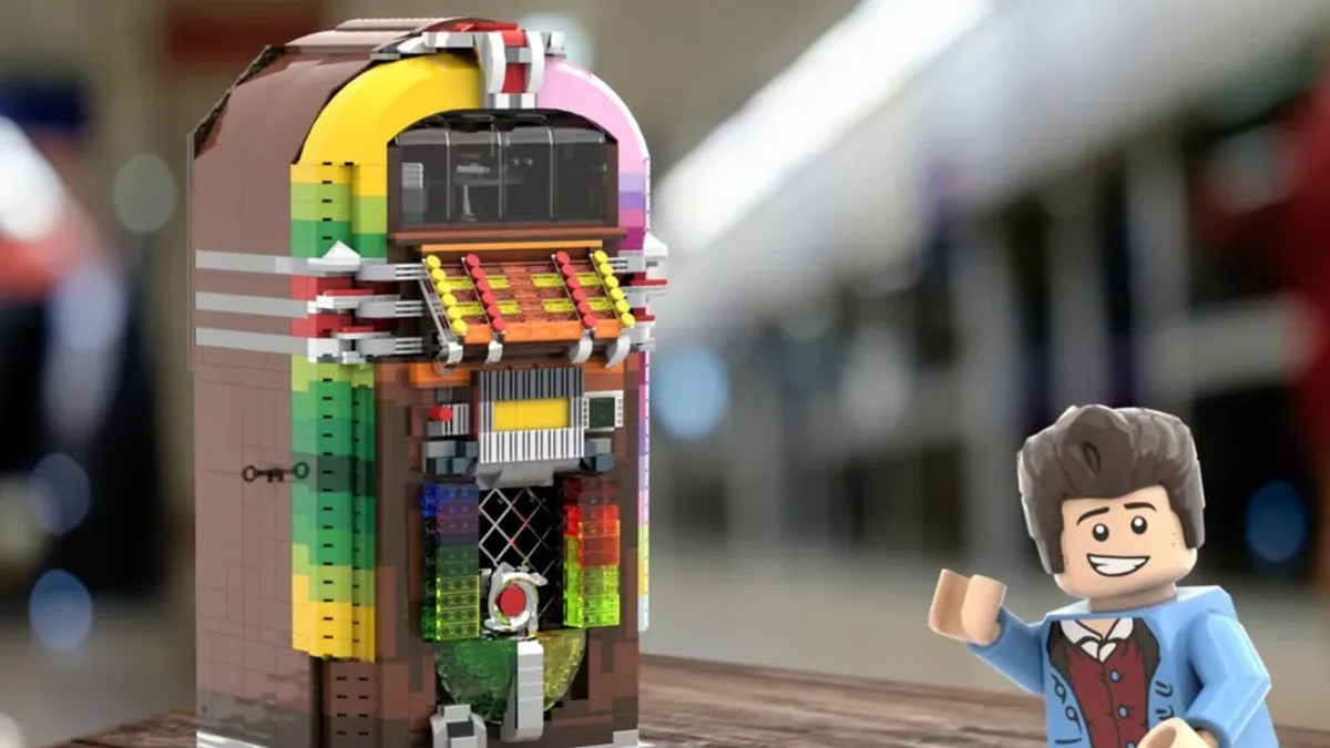 LEGO Ideas Jukebox should take a page from 10334 Retro Radio
