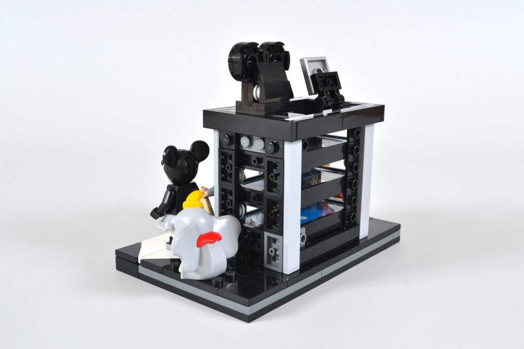 LEGO Disney 43230 Walt Disney Tribute Camera 5 1024x683