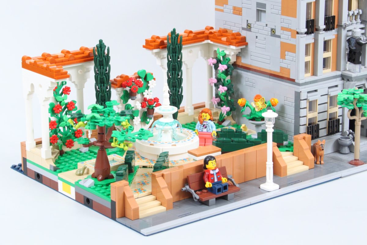 lego 10359 fountain garden modular rebuild review 23 1200x800