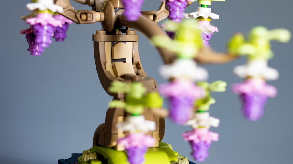 LEGO Botanicals 10373 Mini Bonsai Trees 22 1024x576