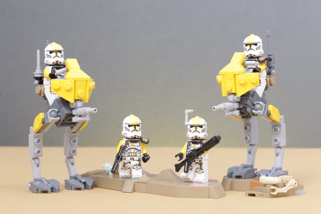 Custom LEGO Star Wars MOC AT RT 501st 327th Clone Troopers build 4 1024x683