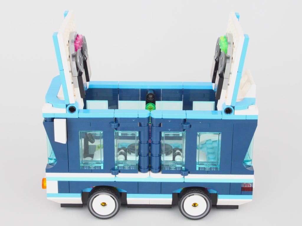 lego despicable me 4 75581 Minions Music Party Bus review 4 1024x768