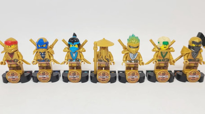 Get a look at every one of the LEGO NINJAGO golden minifigures