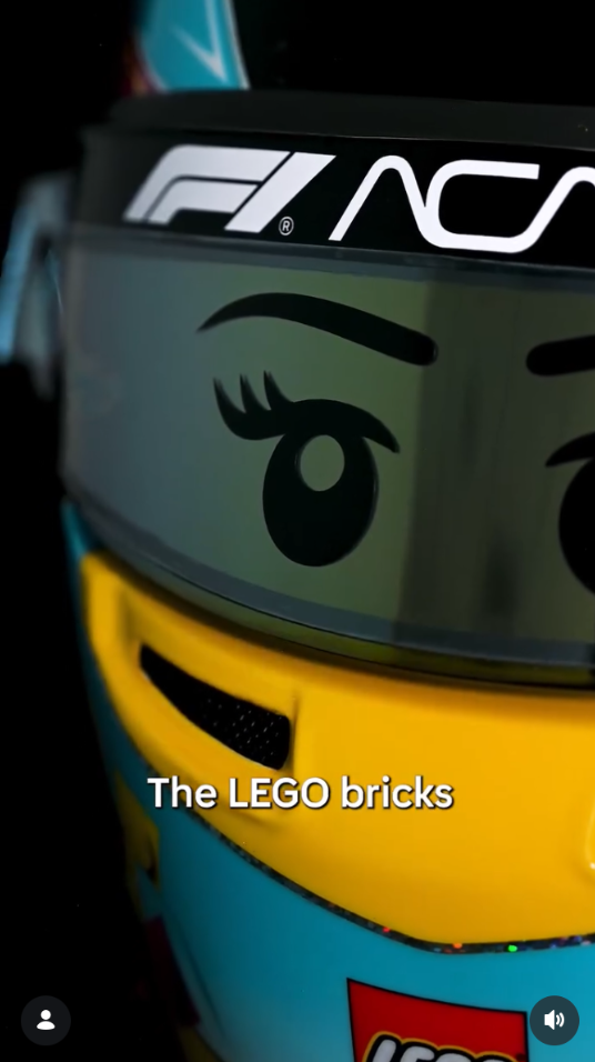 Esmee Kosterman LEGO helmet 3