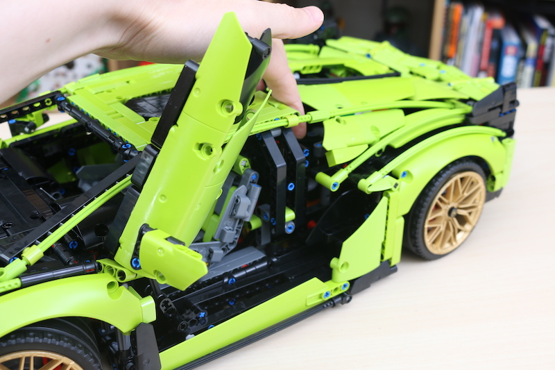 LEGO Technic 42115 Lamborghini Sian FKP 37 review 86