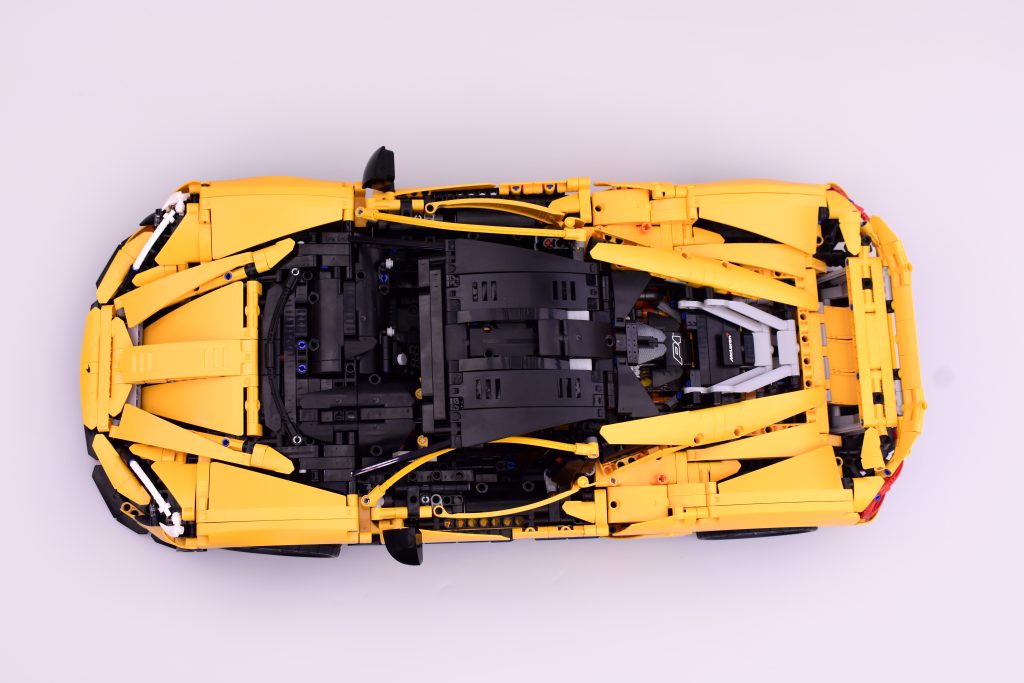LEGO Technic 42172 McLaren P1 review 15 1024x683