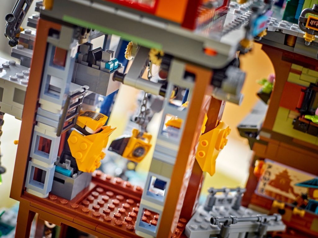 LEGO NINJAGO 71837 NINJAGO City Workshops 41 1024x767