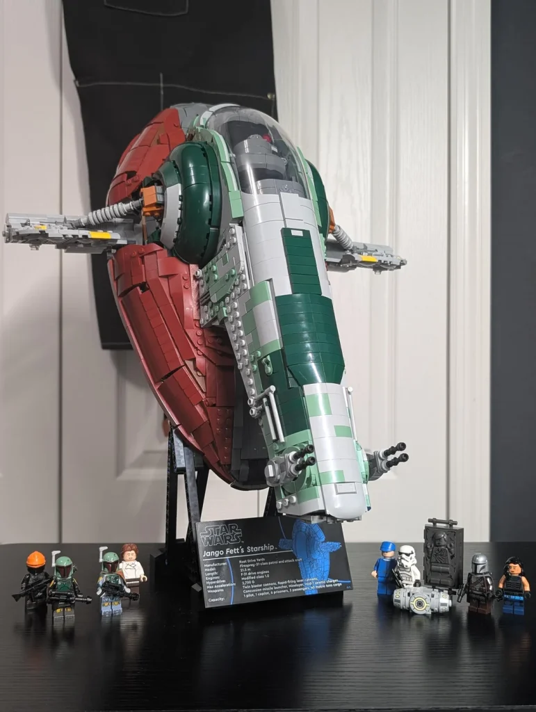 REDDIT LEGO Star Wars 75409 Jango Fetts Starship Boba Fett colours 2 771x1024
