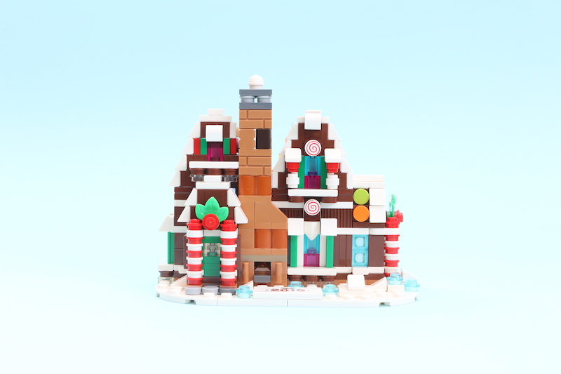 LEGO 40337 Gingerbread House review 7
