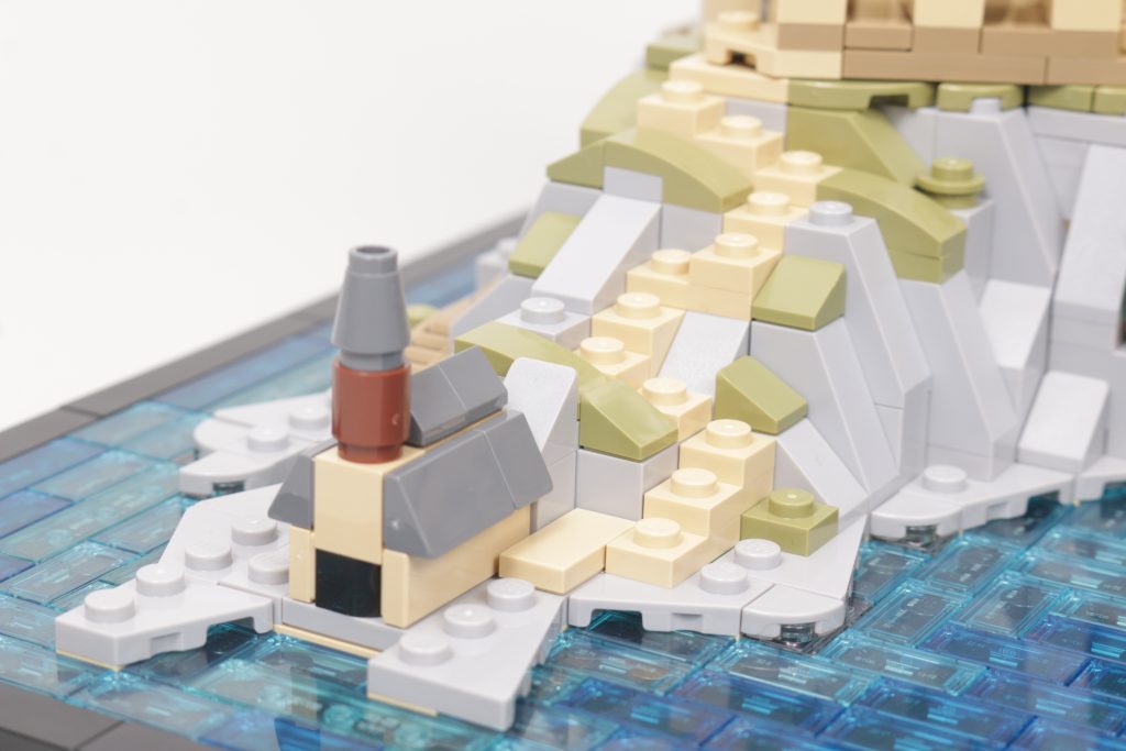LEGO Harry Potter 76419 Hogwarts Castle and Grounds review 33 1024x683