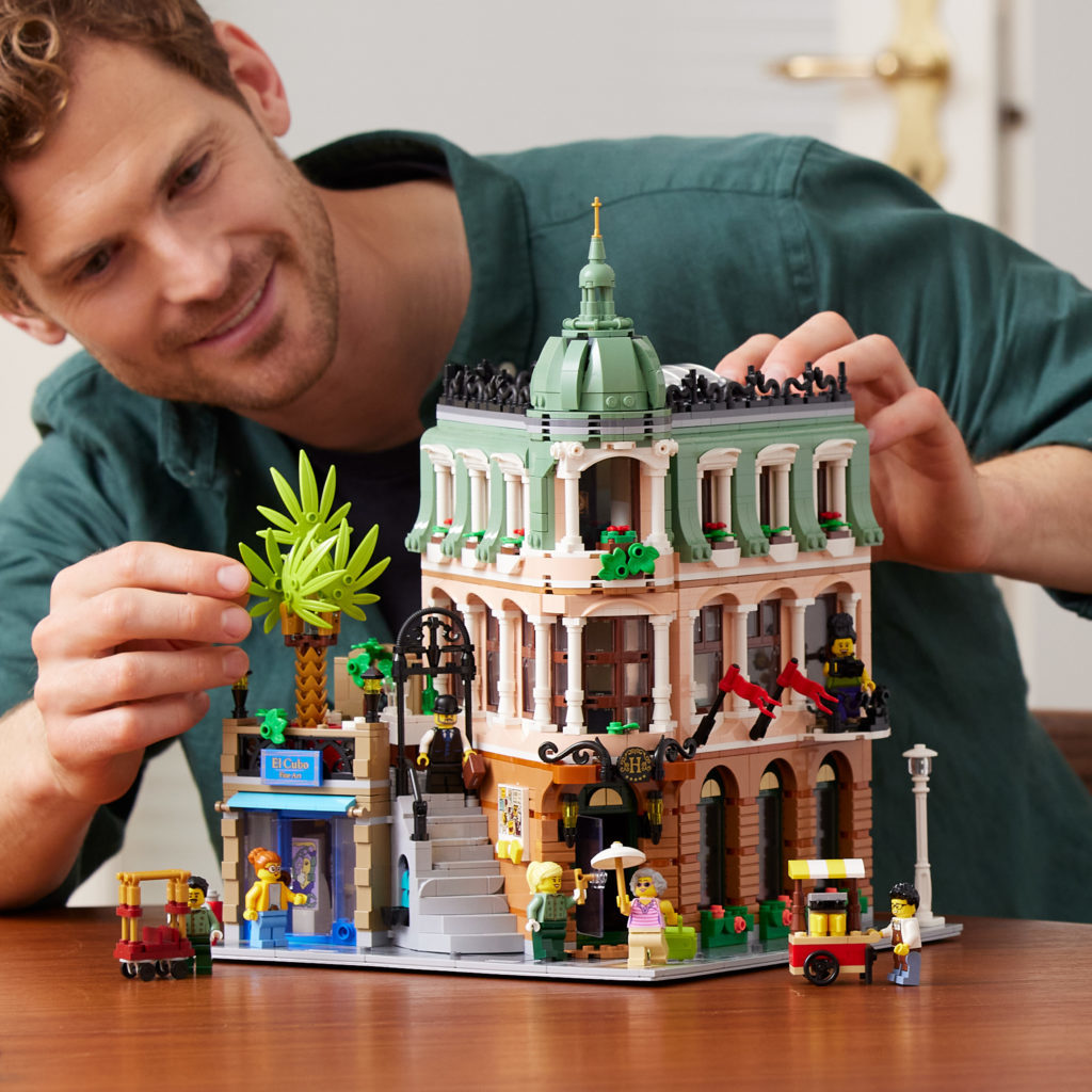 LEGO for Adults 10297 Boutique Hotel 36 1024x1024